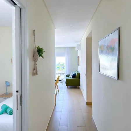 Homes Elegant 2 Bedroom With Terrace In Old Town 300 M Away From The Ocean * 阿尔布费拉