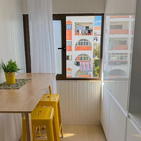 公寓 Homes Elegant 2 Bedroom With Terrace In Old Town 300 M Away From The Ocean 阿尔布费拉