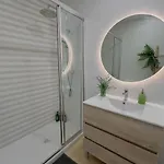 Homes Elegant 2 Bedroom With Terrace In Old Town 300 M Away From The Ocean * 알부페이라