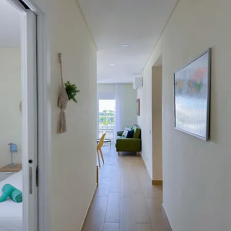 Homes Elegant 2 Bedroom With Terrace In Old Town 300 M Away From The Ocean Apartamento Albufeira