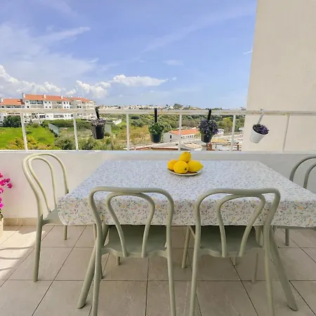 Apartment Homes Elegant 2 Bedroom With Terrace In Old Town 300 M Away From The Ocean Albufeira