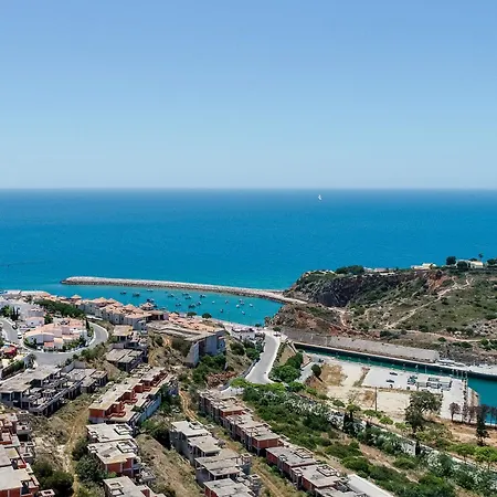 Homes Elegant 2 Bedroom With Terrace In Old Town 300 M Away From The Ocean Apartment Albufeira